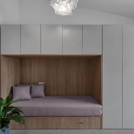 Apartment No 18