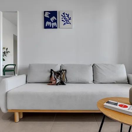 Apartment No 18